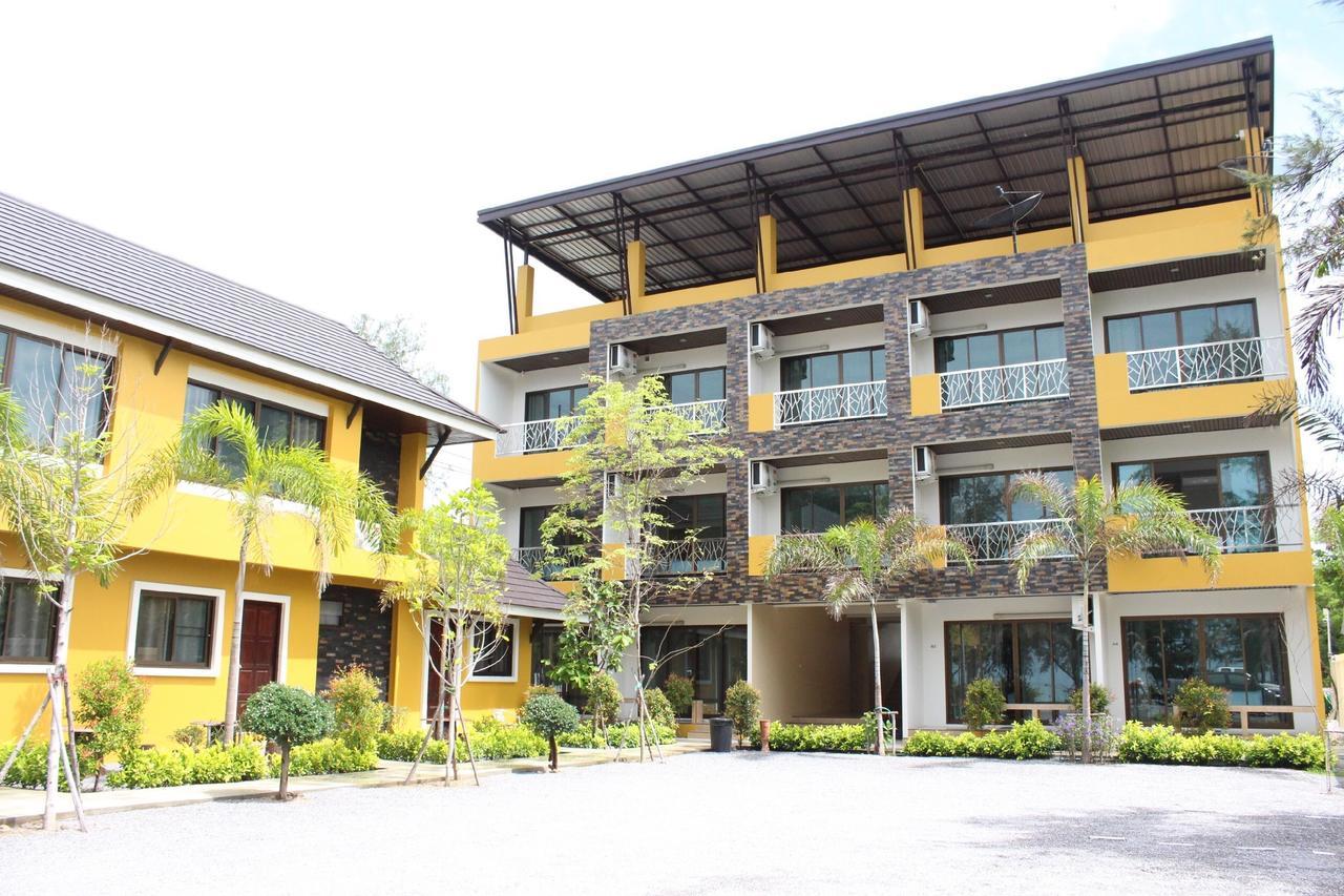 班佩罗永黄色小屋住宿加早餐旅馆住宿加早餐旅馆 外观 照片